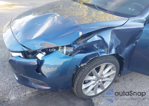 2017 Mazda Mazda3 Touring из США, поврежденный, VIN 3MZBN1V70HM132607